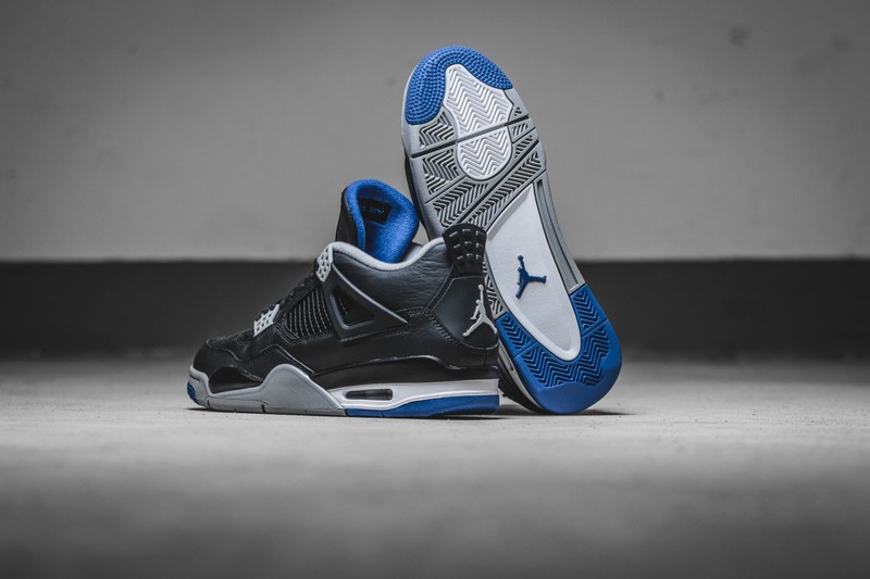 Jordan 4 2025 motorsport black